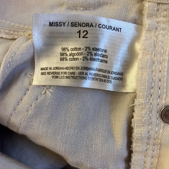 Code Bleu ladies shorts - Picture 9 of 9